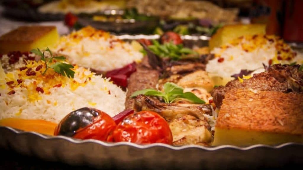 کافه رستوران قنات در مشهد