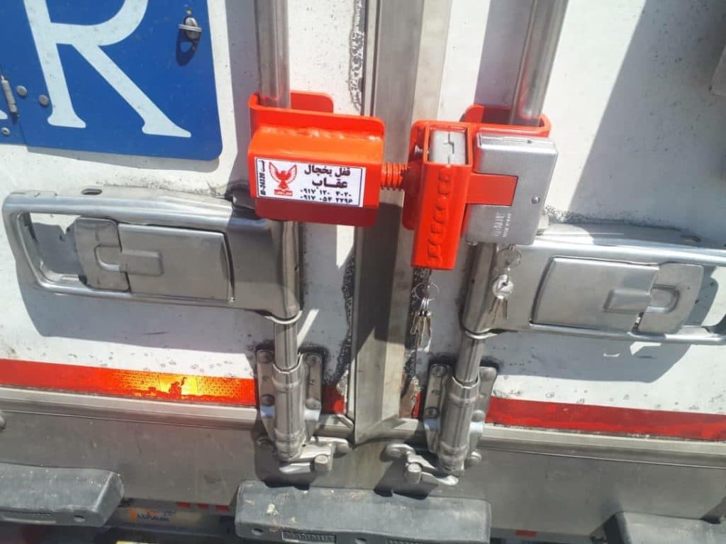 طراحی و تولید قفل کانتینر و یخچال عقاب در شیراز