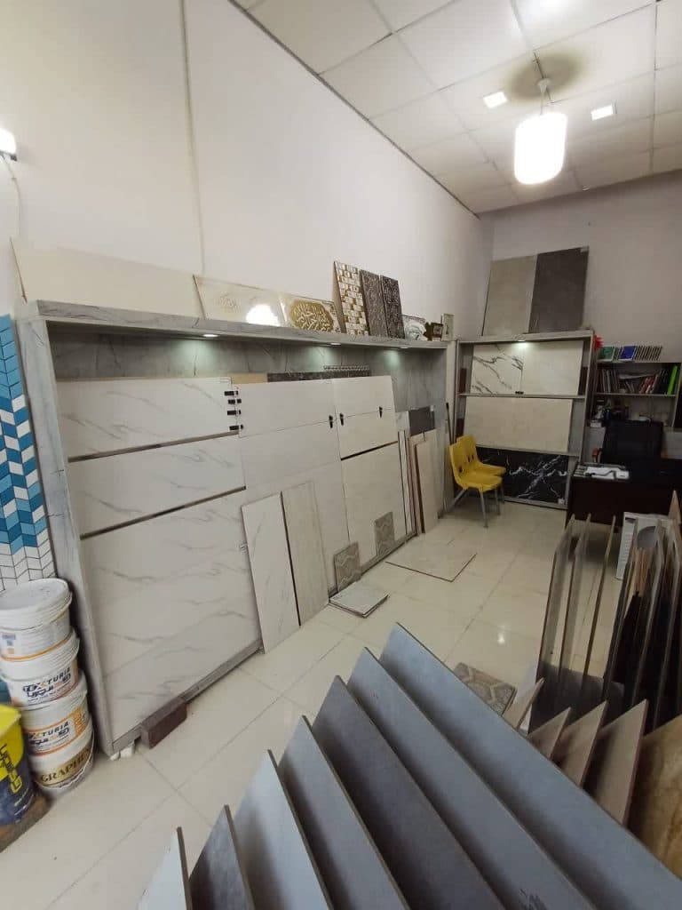 فروشگاه کاشی سرامیک حسنی در زنجان