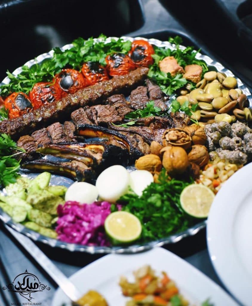 رستوران ساحلی میلاد در پاسداران انزلی