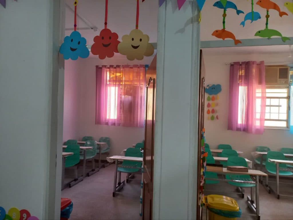 دبستان و پیش دبستانی ریحانه بهشتی در ذوالفقاری آبادان