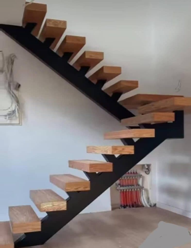 طراحی و اجرای پله گرد مدرن دکوراتیو آوا استپ در کرج