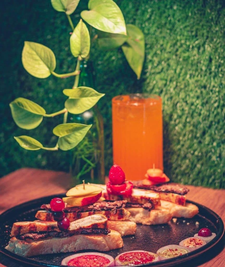 فست فود راگو در نقده