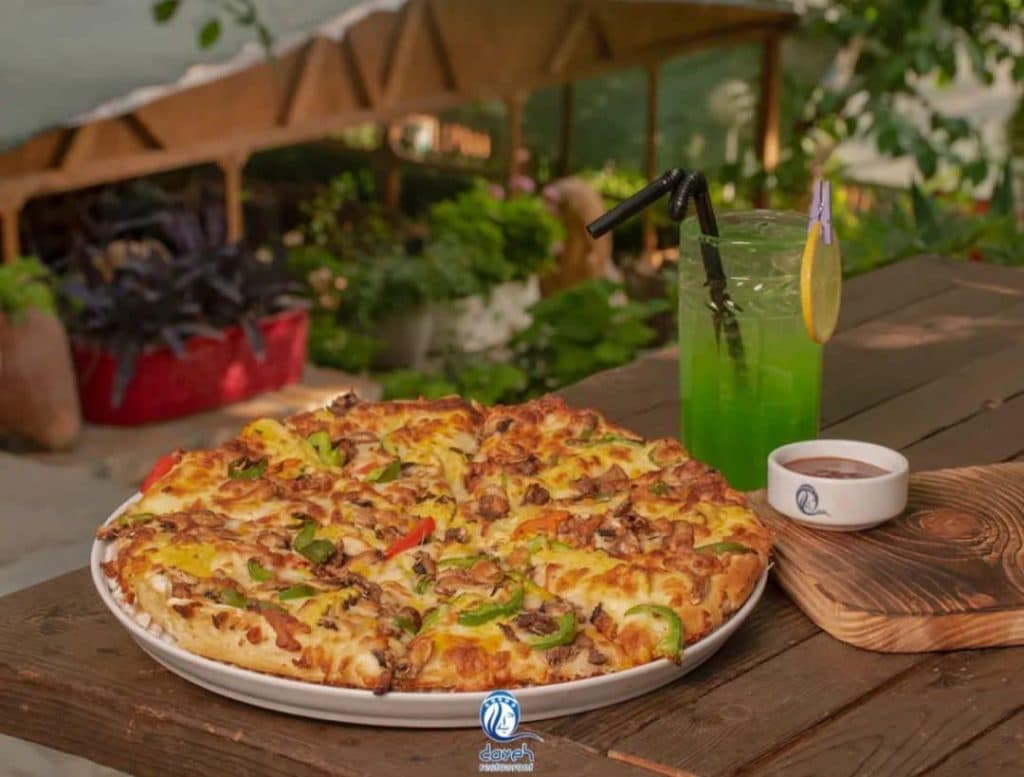 رستوران دایه در طاق بستان کرمانشاه