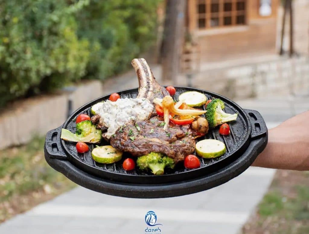 رستوران دایه در طاق بستان کرمانشاه