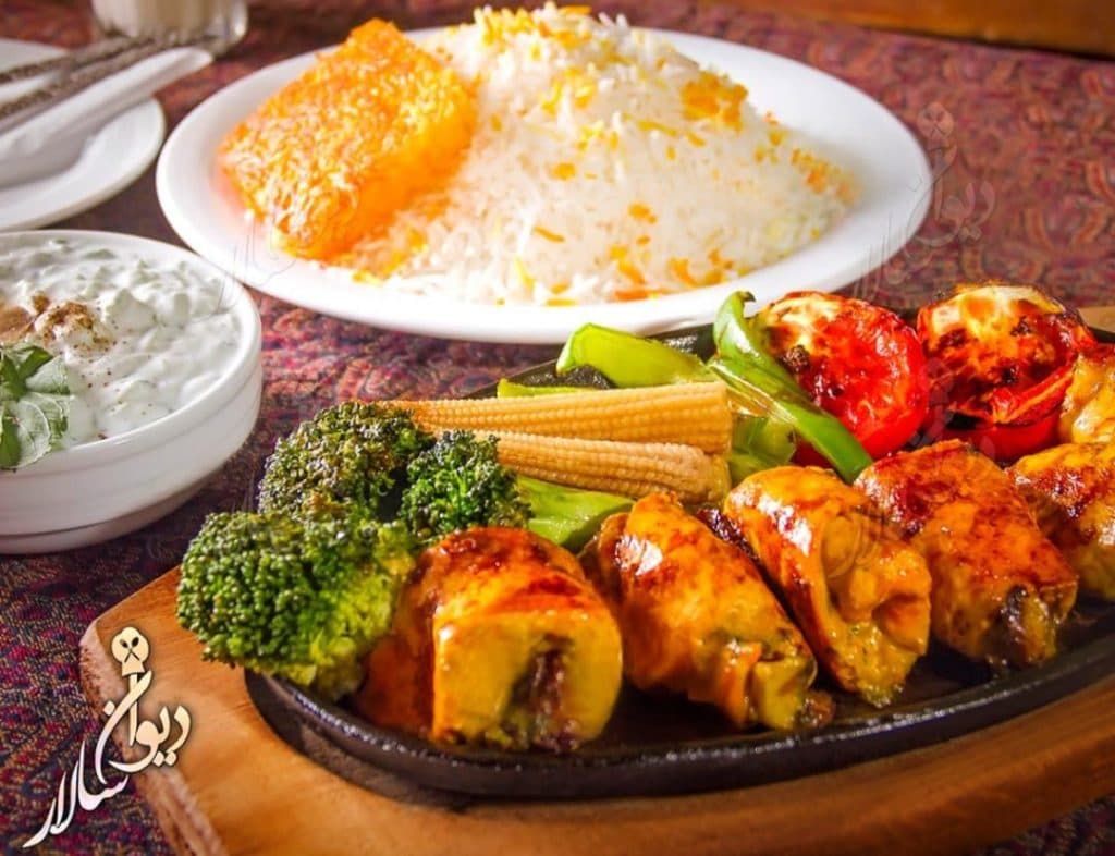 باغ رستوران دیوان سالار در لطفعلی خان زند شیراز