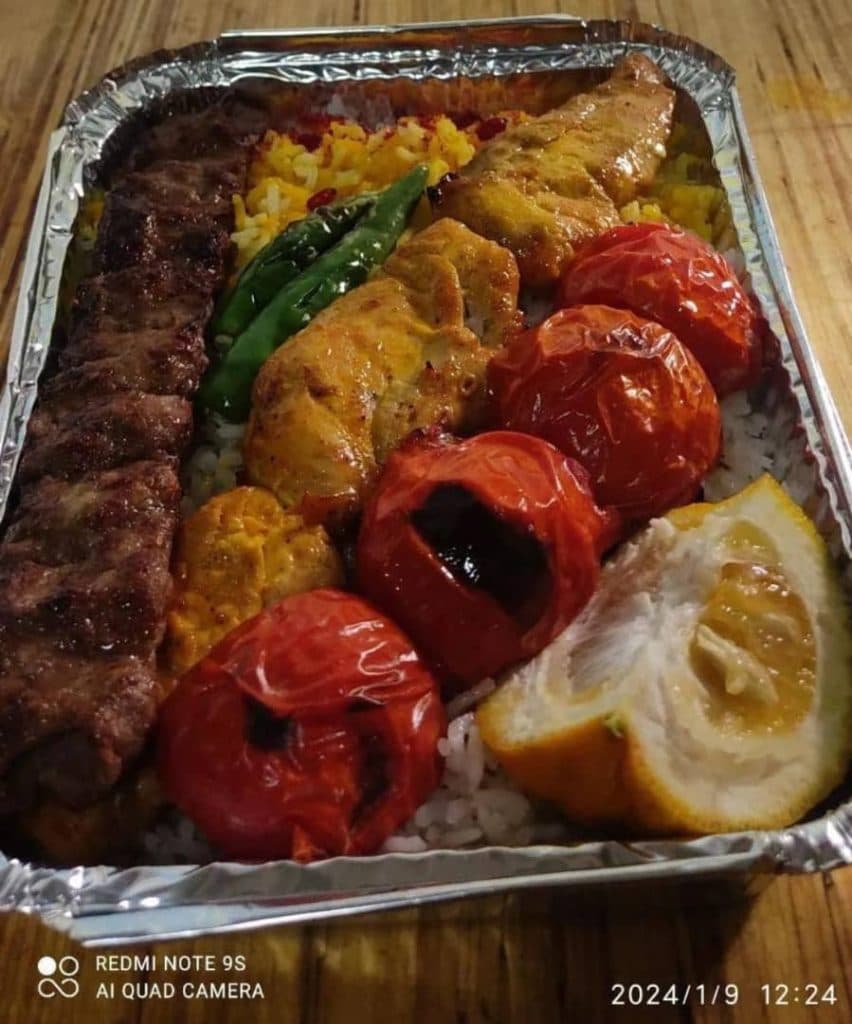 کترینگ چشمه مراغه