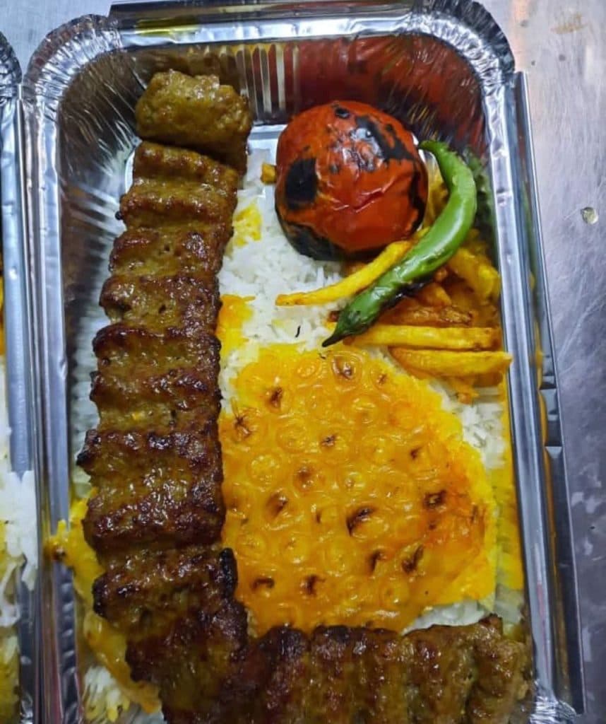 کافه رستوران تخت جمشید در مرودشت