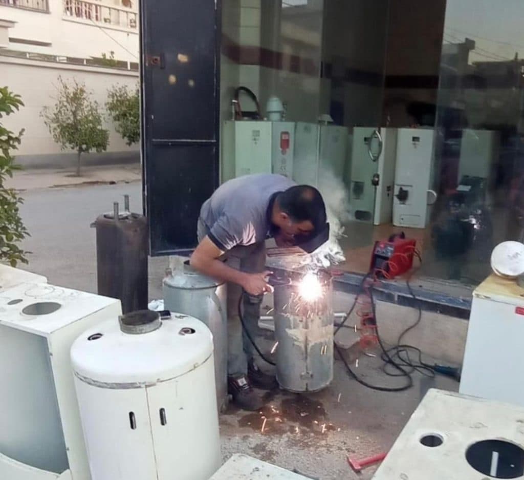 ساخت تخصصی مخزن آبگرمکن زارع در شیراز