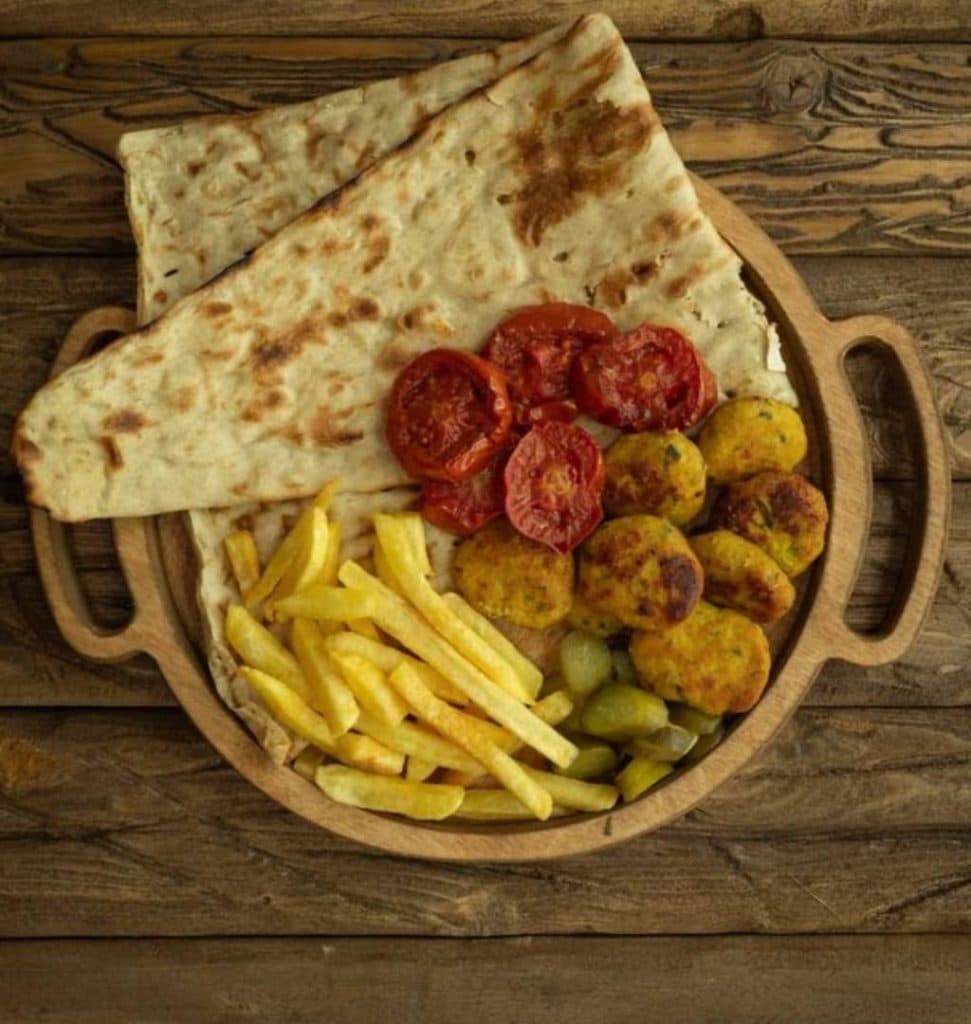 کافه رستوران کوکولند در شاهرود