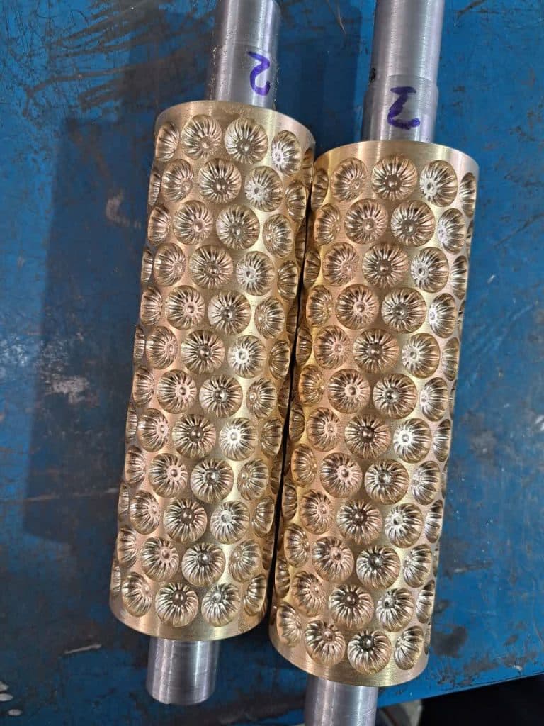 سی ان سی فلزات نگینی در اصفهان