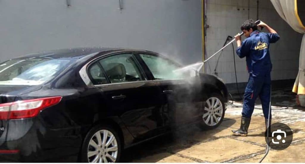 کارواش ایران خودرو بالایی در قزوین