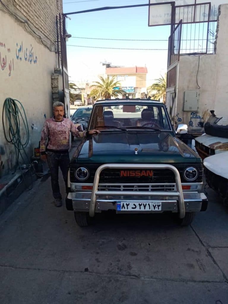 بازسازی ماشین های ایرانی و خارجی نوروزی در شیراز