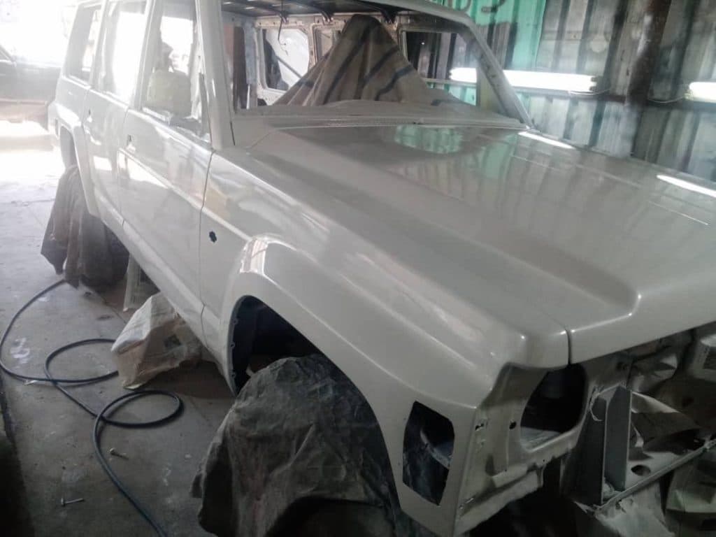 بازسازی ماشین های ایرانی و خارجی نوروزی در شیراز