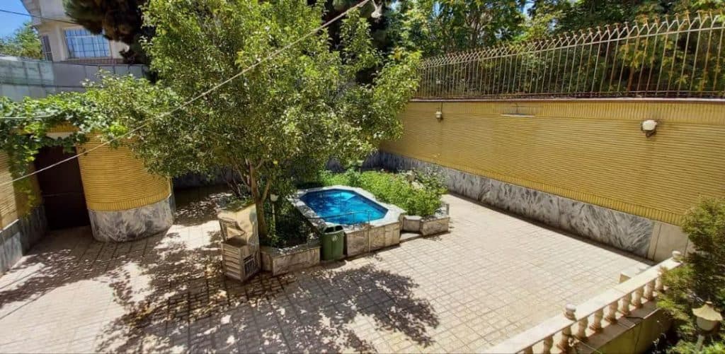 هنرستان غیر دولتی هنر و رسانه در احمدآباد