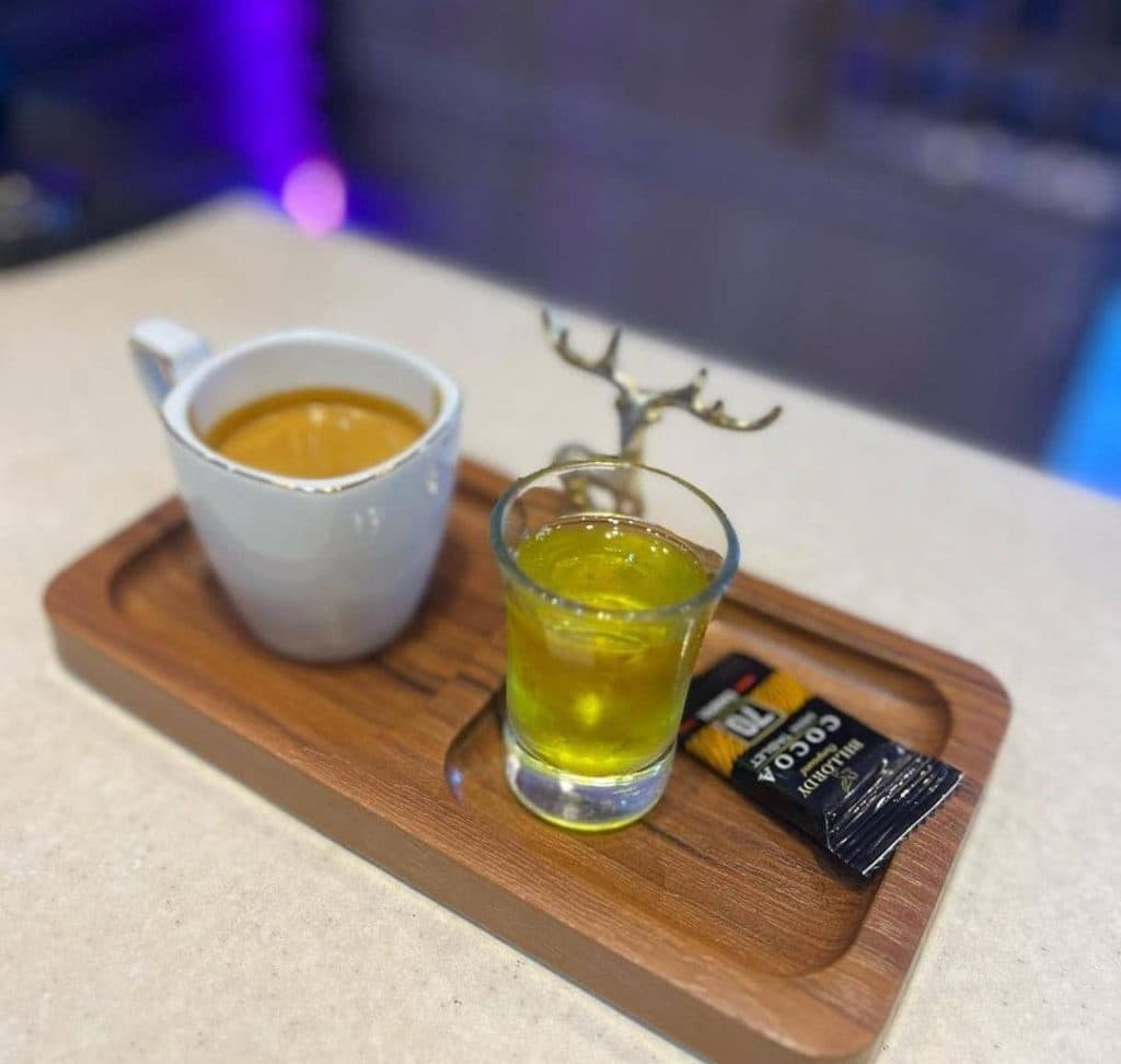 باغ رستوران دورهمی در اصفهان