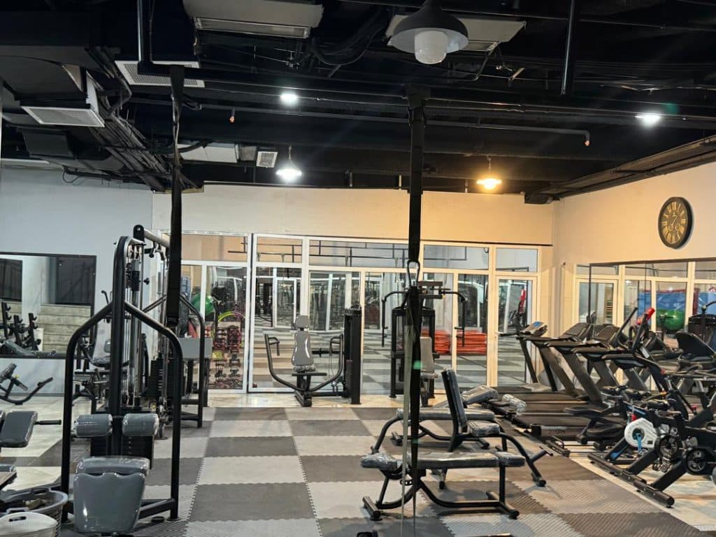 باشگاه بدنسازی و ایکس بادی بانوان برنا در شهرک غرب تهران