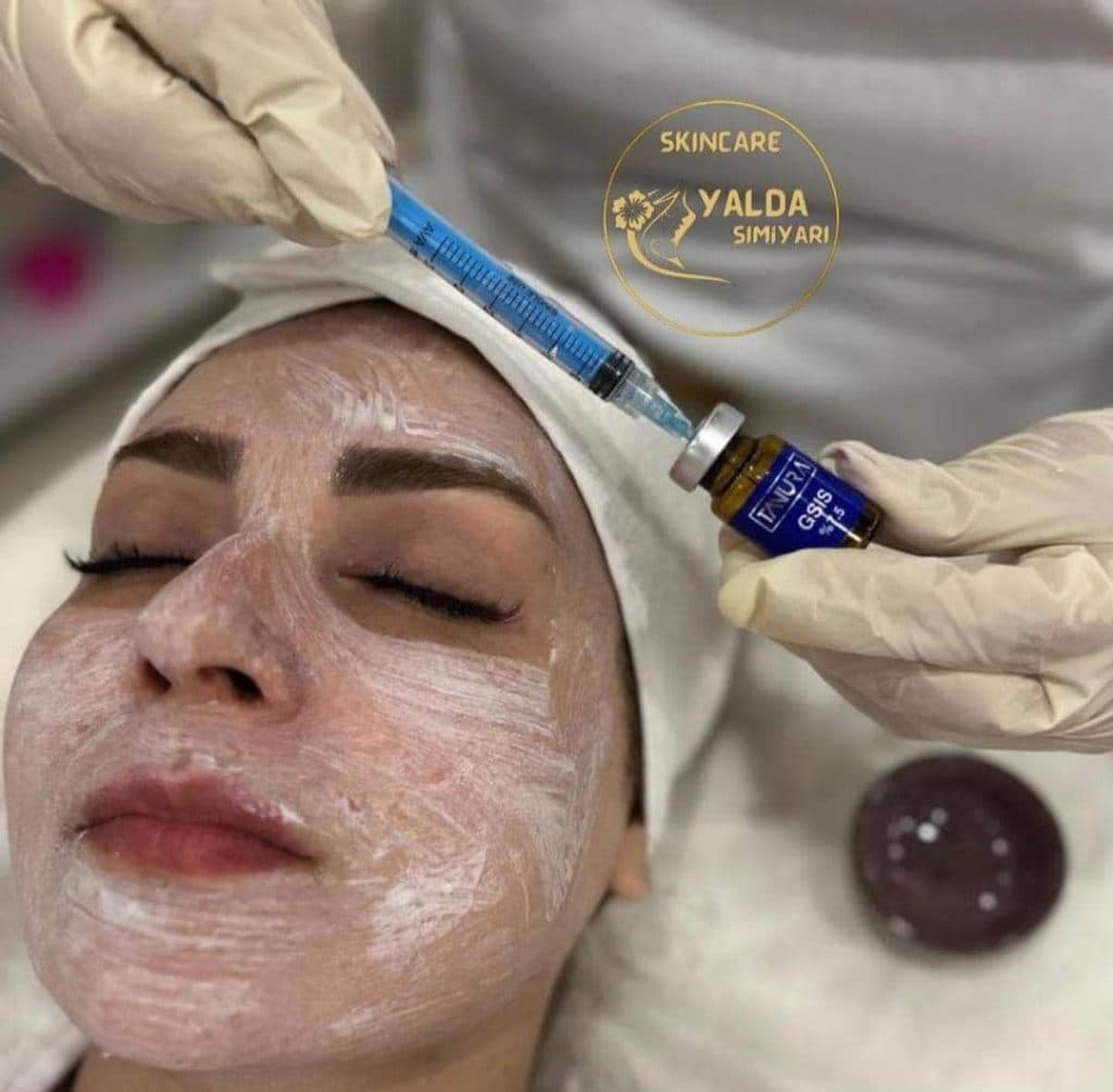 آموزش و خدمات تخصصی پاکسازی پوست یلدا سیمیاری در کرج