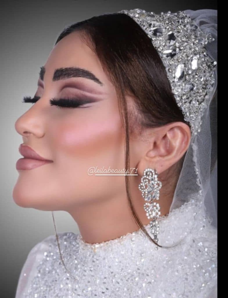 سالن زیبایی لیلا حسین پور در باغ فیض اسلامشهر