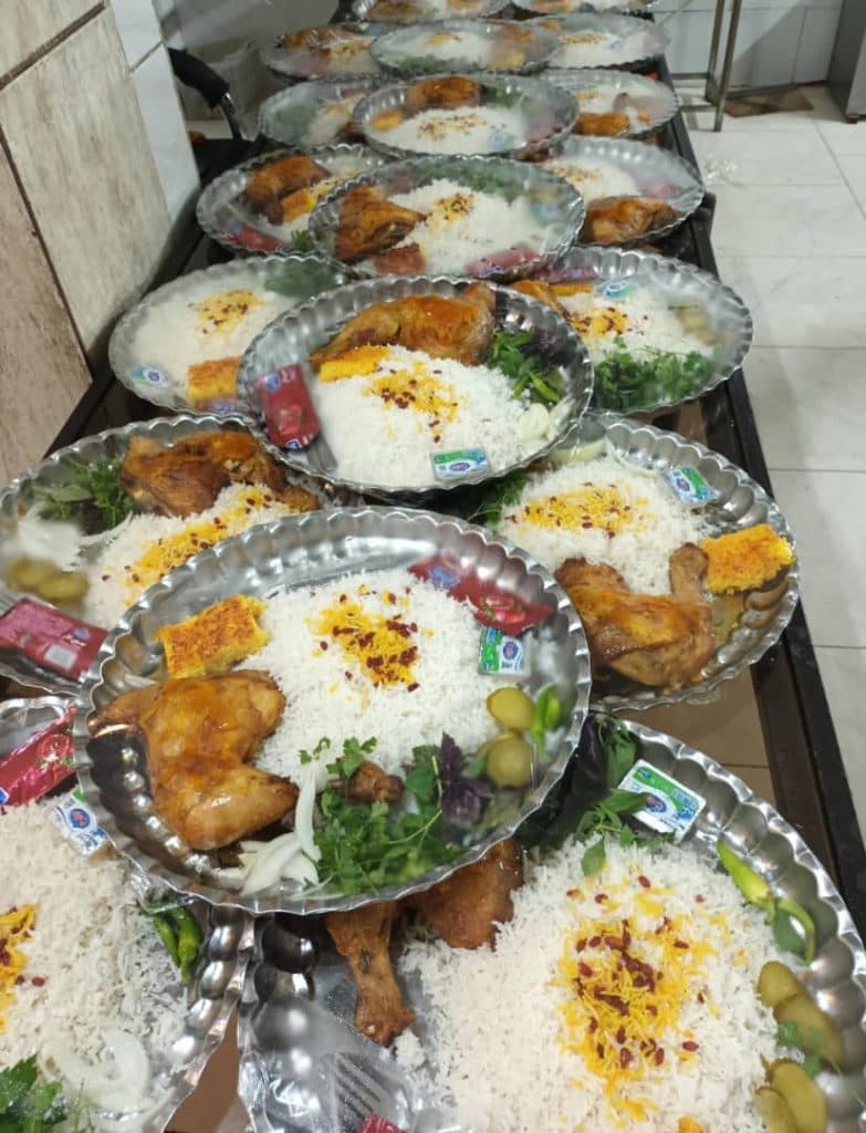 کافه رستوران بابا رستم در طرقبه