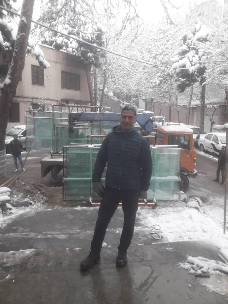 نصب شیشه های ابعاد بزرگ لمینت و دوجداره شعبانی در تهران