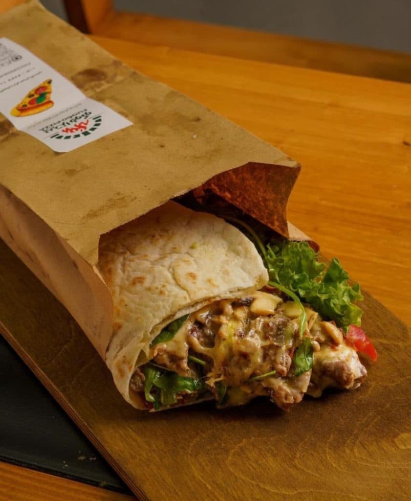 پیتزا ایتالیایی تنوری فوکو در لاهیجان