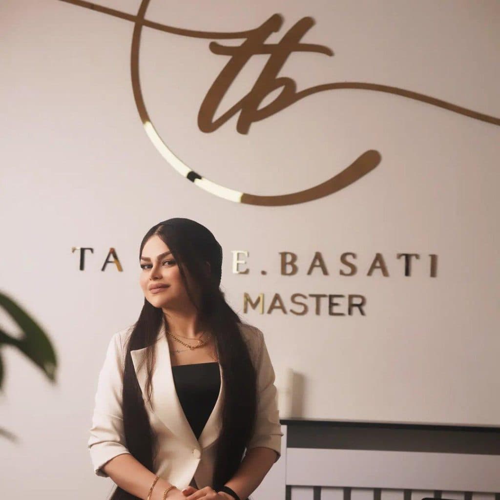 مرکز تخصصی اکستنشن مژه روژا در دکتر حسابی شاهین شهر