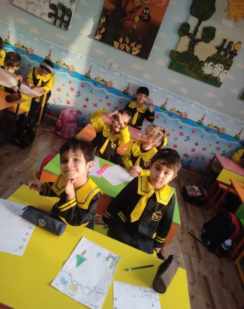 مهدکودک یکی یکدونه در شاهین ویلا کرج