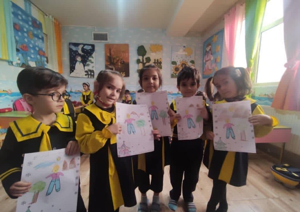 مهدکودک یکی یکدونه در شاهین ویلا کرج