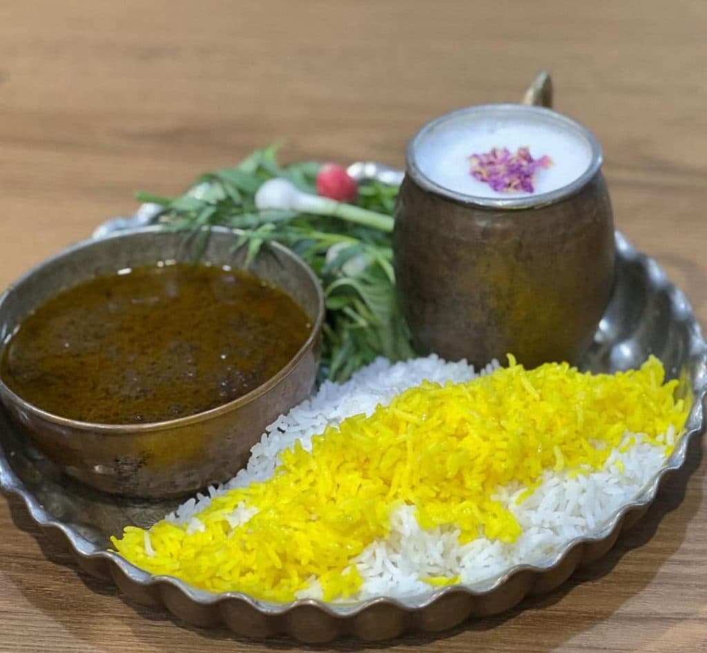 رستوران خلیج فارس در لامرد