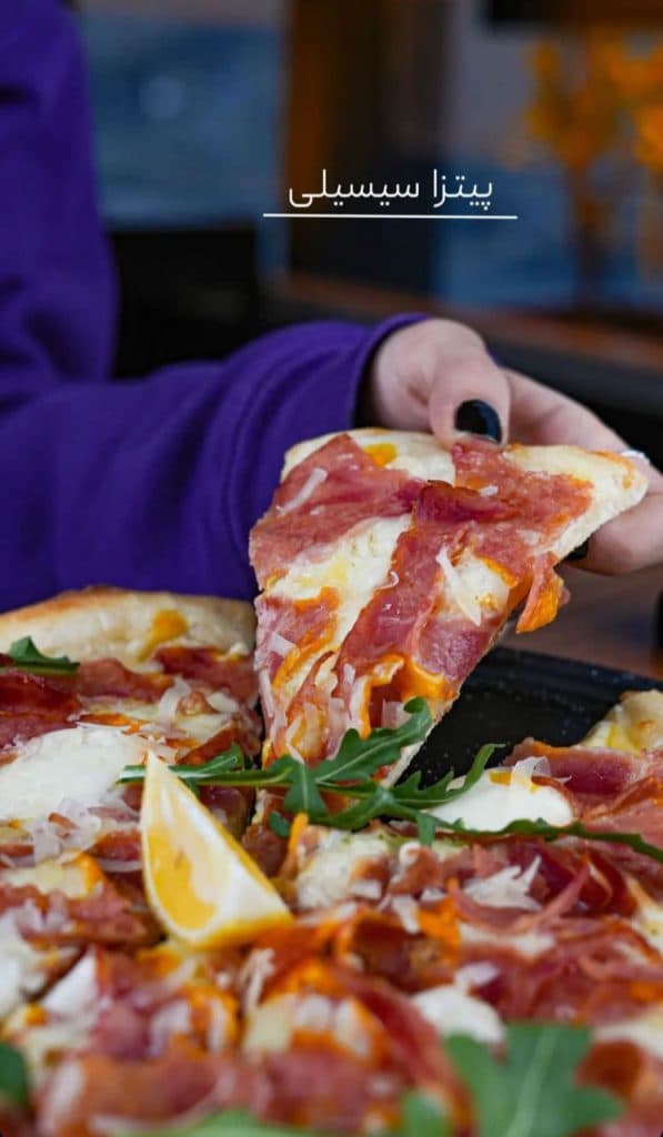 کافه رستوران آی او لانژ Io Lounge در گوهردشت کرج