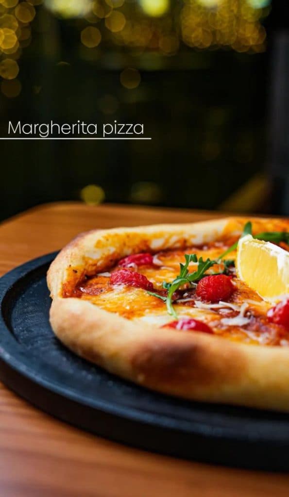 کافه رستوران آی او لانژ Io Lounge در گوهردشت کرج