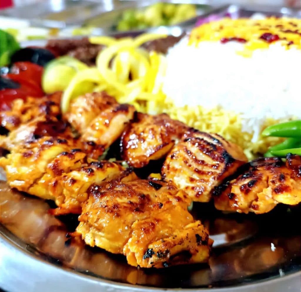 کافه رستوران آویشن در لواسان