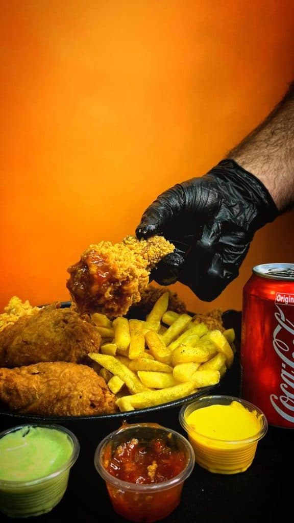 فست فود سالیذ سوخاری در مسکن یزد