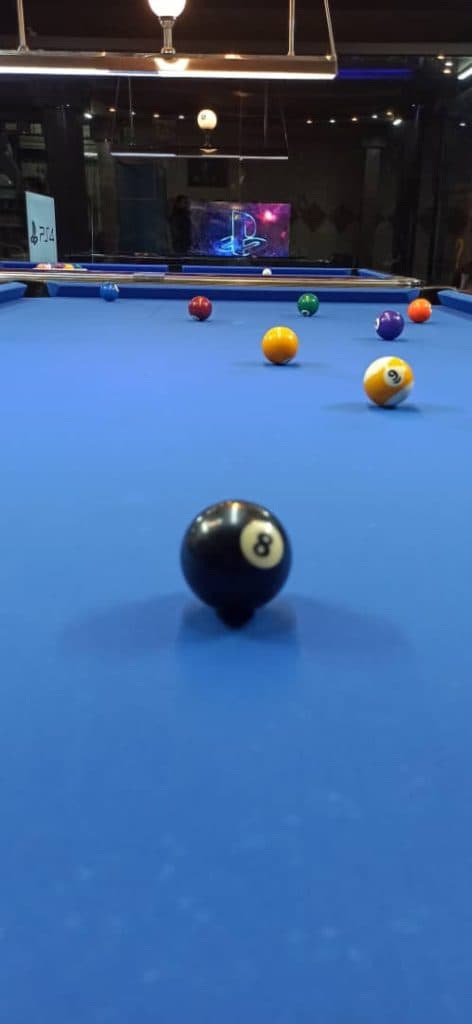 باشگاه بیلیارد زنبق در مشهد