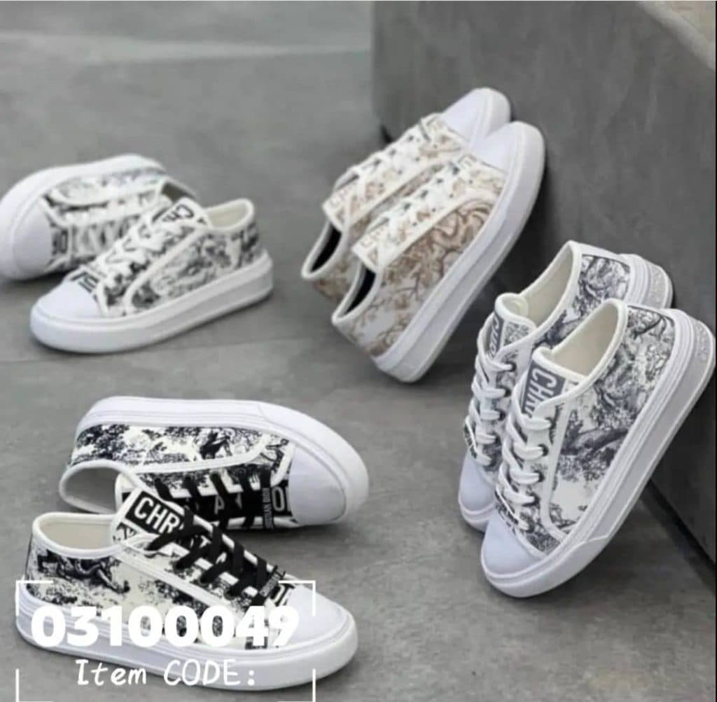 کفش زنانه صفا در باغ سپهسالار تهران