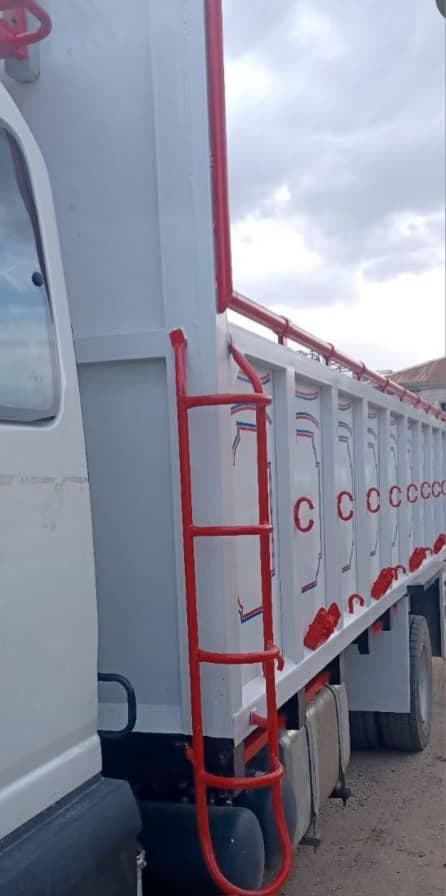 اتاق سازی کامیون کوروش منش در 12 بهمن اصفهان