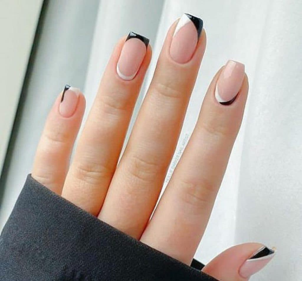 سالن زیبایی مومنی در آمل