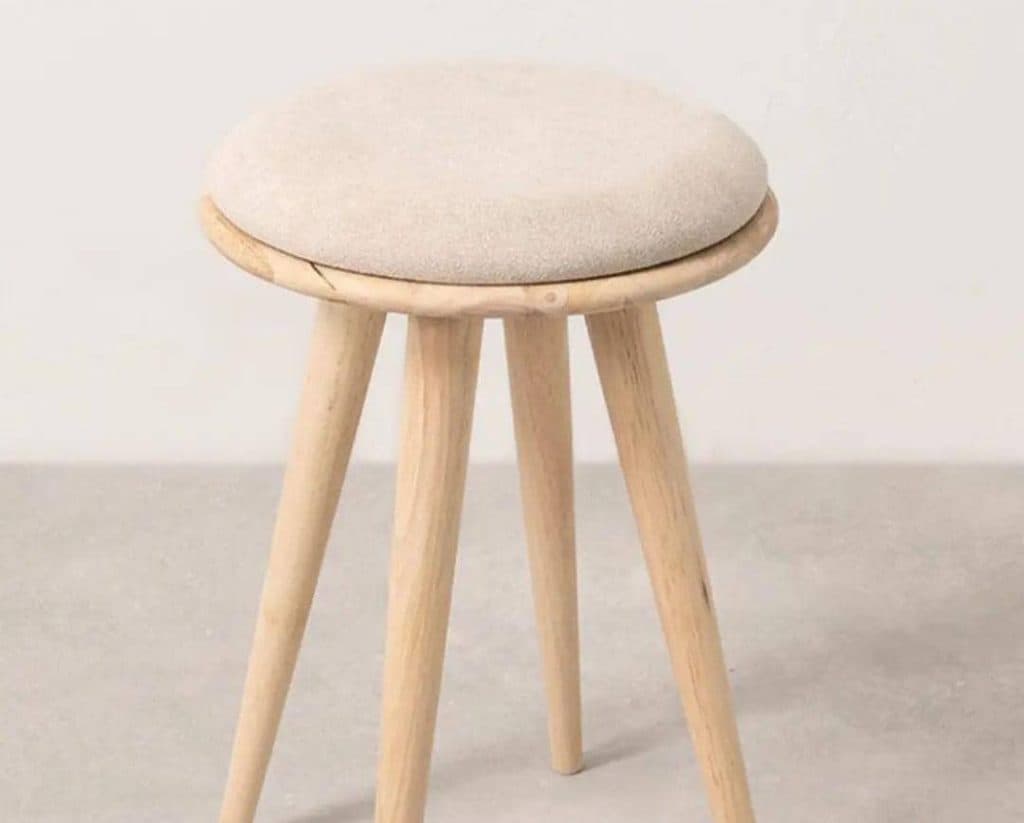 تعمیرات مبلمان راحتی و استیل دانشجو در بلوار شفا مشهد