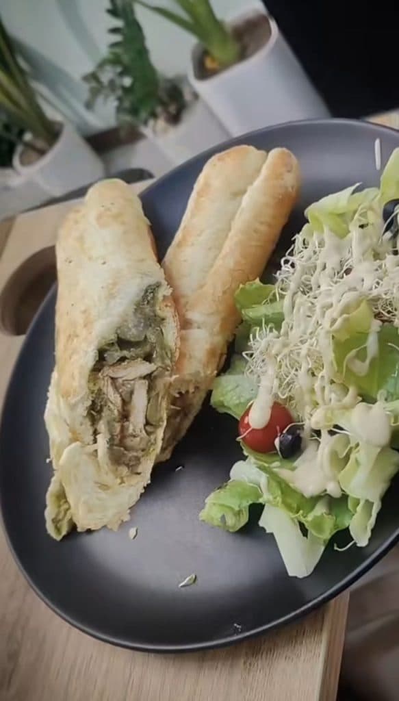 پیتزا سوخاری لیو در مبارکه