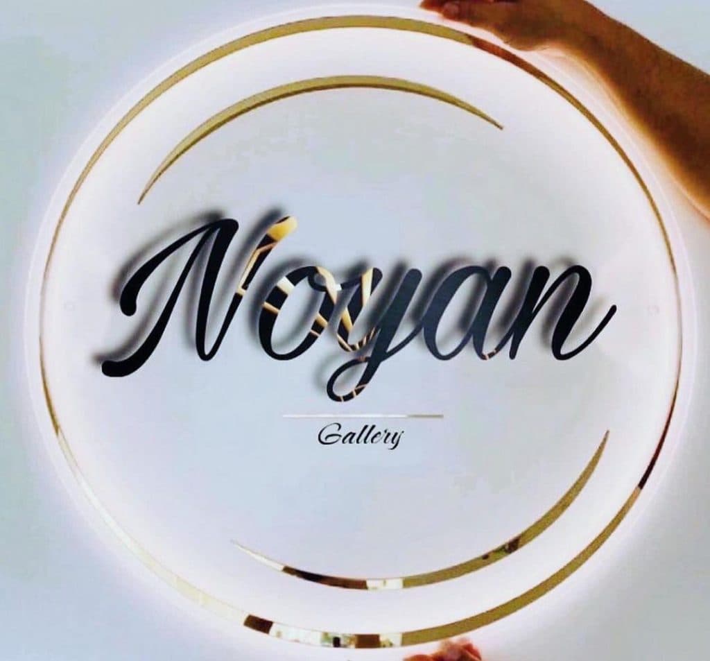 میز و صندلی ناهارخوری قصر چوب نویان در ملایر