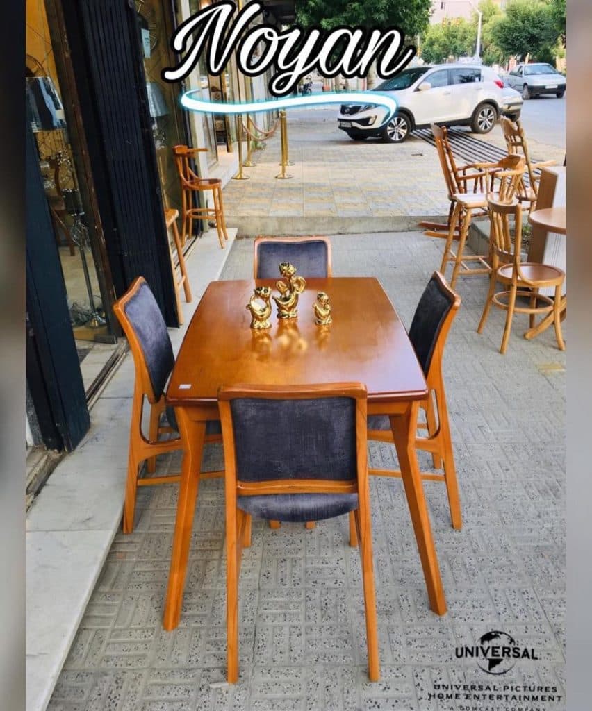 میز و صندلی ناهارخوری قصر چوب نویان در ملایر