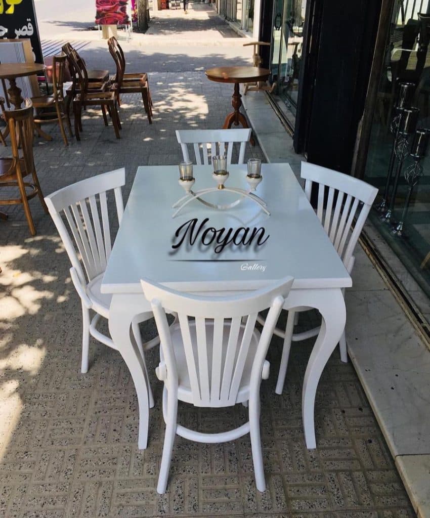 میز و صندلی ناهارخوری قصر چوب نویان در ملایر