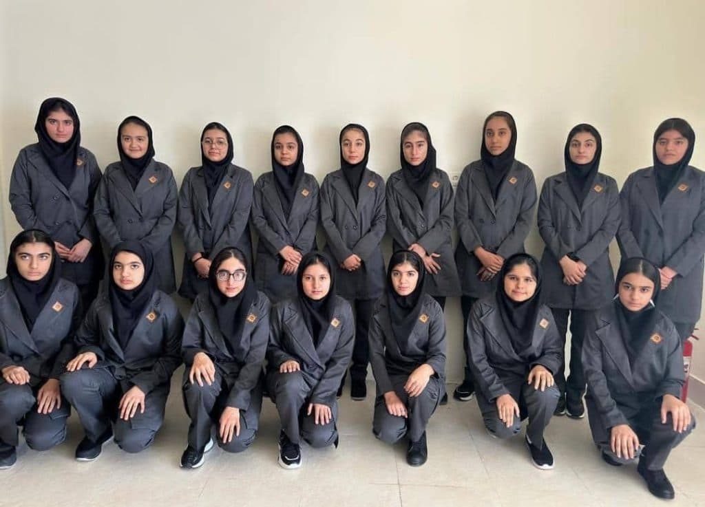 آموزشگاه غیردولتی دخترانه سلحشور در محلچه