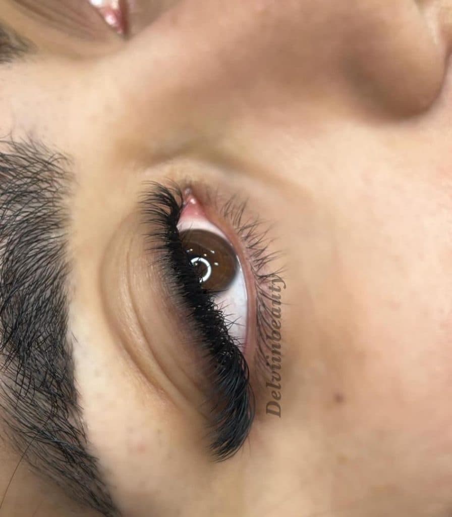 سالن زیبایی دلوین در شهیدان گرامی فرهنگشهر شیراز