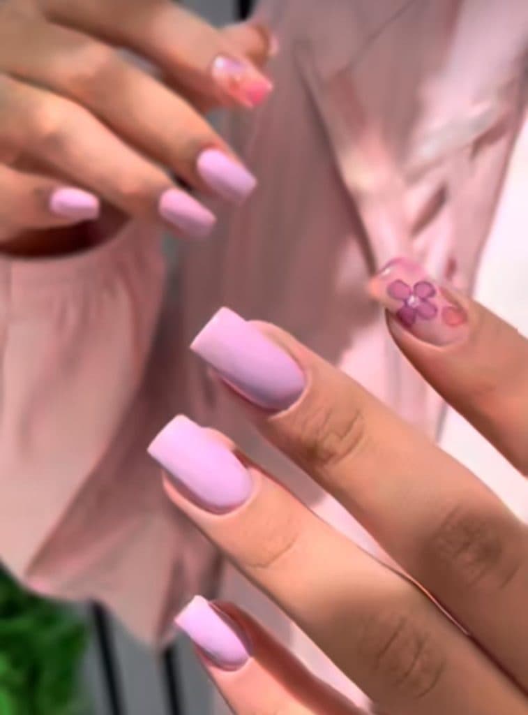 سالن زیبایی دلوین در شهیدان گرامی فرهنگشهر شیراز