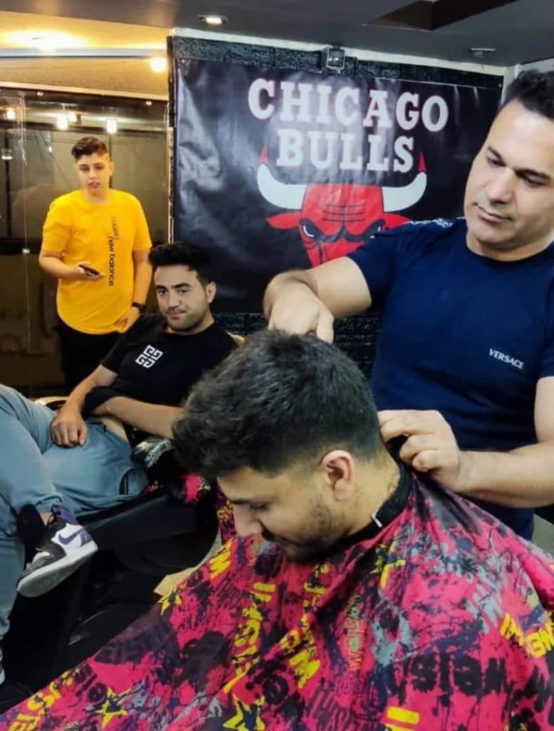 سالن پیرایش مردانه وحید در صدرا شیراز