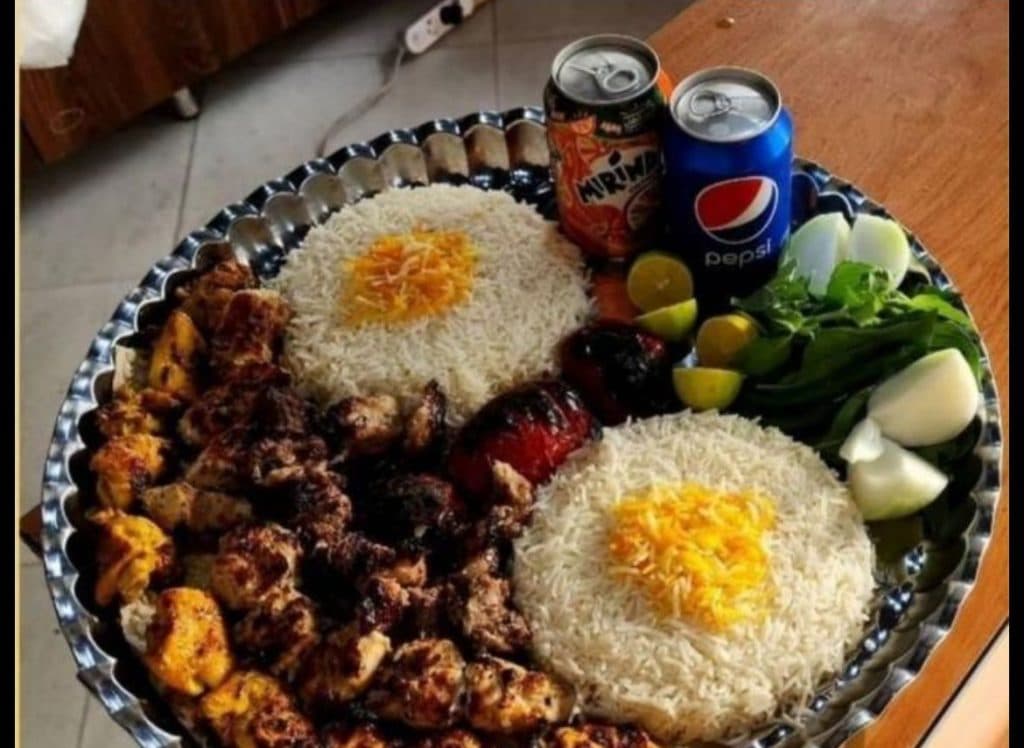 مجموعه غذایی کنار konar در چابهار