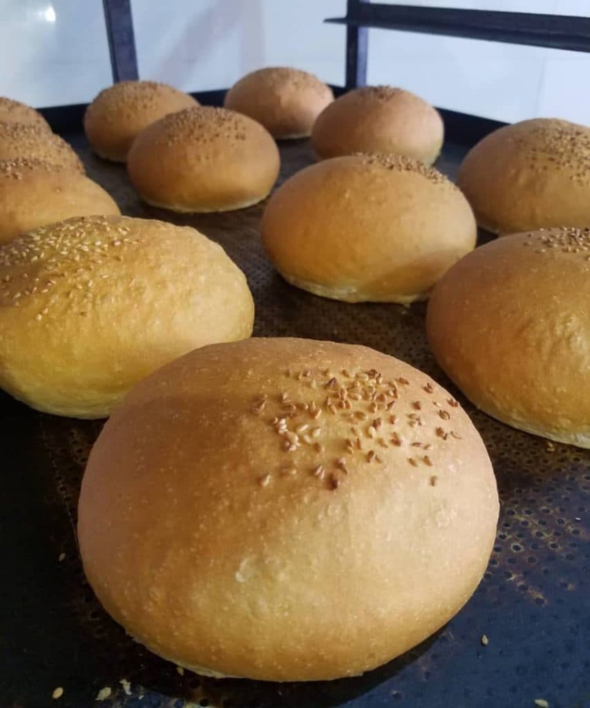 نان و شیرینی سبز در قاسم آباد مشهد