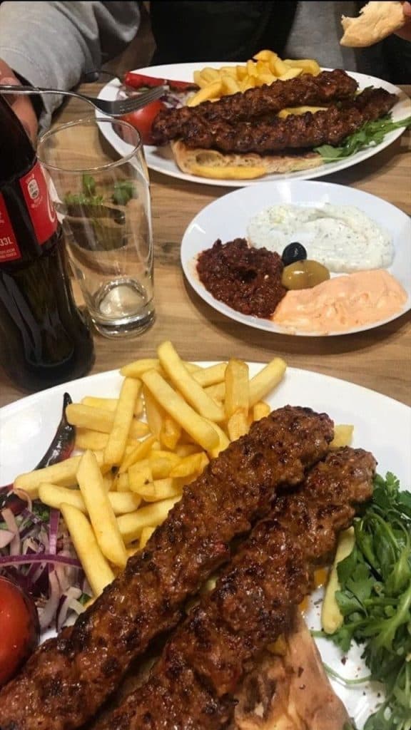 رستوران برادران فتوحی در نیشابور